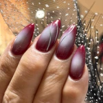 سالن تخصصی آموزش و کاشت ناخن مرضیه