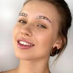 لوگوی آموزشگاه مژه