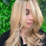 سالن زیبایی مژگان مؤمنی