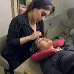 لوگوی سالن تخصصی مژه ناخن زهرا صراف