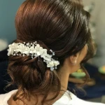 سالن زیبایی و سولاریوم پر طلایی