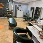 لوگوی سالن زیبایی شقایق
