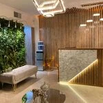 لوگوی مرکز لیزر ونوس طلایی