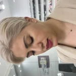 خدمات کراتینه مو و رنگ و لایت مریم داوری