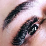 خدمات کاشت مژه و لیفت شبنم