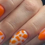 آرایشگاه زنانه رژ سرخ