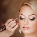 لوگوی سالن آرایشی و آموزشگاه آرایشی قصر پرستوها