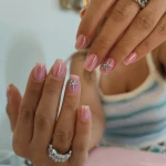 خدمات تخصصی ناخن سارا