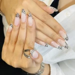 خدمات تخصصی ناخن فرمیسک