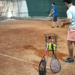  مربی آموزش تنیس 