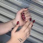 تصویر خدمات و آموزش تخصصی ناخن و مژه