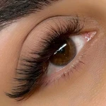نمونه کار مرکز اکستنشن مژه حمیرا رام