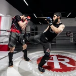  آموزش موی تای و کیک بوکسینگ عزیزی نسب