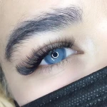 سالن زیبایی و آموزشگاه زیبایی مانلی فخر