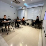 آموزشگاه زبان های خارجه شکوه