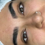 اکستنشن مژه تخصصی آنیِل