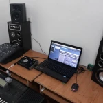 تصویر آموزشگاه موسیقی،هنرساز