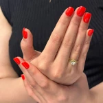 آرایشگاه زنانه تخصصی رنگ و لایت آپامه