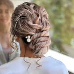 خدمات زیبایی میکاپ و شنیون فاطیما