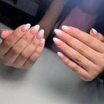  سالن زیبایی و آرایشگاه زنانه صورتی