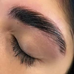 تصویر اکستنشن مژه و لیفت و لمینت مژه و ابرو