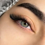 کاشت  مژه مریم معصومی