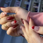 تصویر خدمات تخصصی کاشت ناخن نسرین