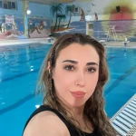 تصویر آموزش تخصصی شنا فائزه کمندی