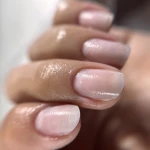 خدمات تخصصی ناخن و پدیکور نیانیل