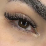 لوگوی خدمات و آموزش تخصصی اکستنشن مژه