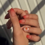 خدمات تخصصی کاشت ناخن نسرین