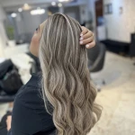 تصویر سالن رنگ و لایت، میکاپ و شینیون الناز چراقی