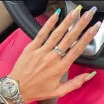 تصویر خدمات تخصصی ناخن شیوا