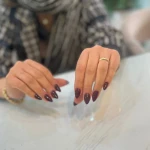 مرکز تخصصی کاشت ناخن مریم قنبریان