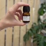 فشیال و پاکسازی پوست النازوید