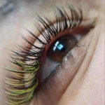 خدمات تخصصی اکستنشن مژه بیتا