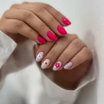 آموزش و خدمات کاشت ناخن مبینا