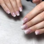 خدمات کاشت ناخن مژگان