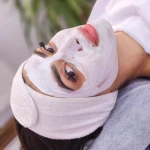 کلینیک فشیال و پاکسازی پوست سارن اسکین