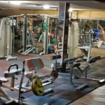 باشگاه بدنسازی آینه