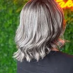 لوگوی رنگ و کراتین تخصصی نگار گرجی
