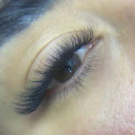 خدمات تخصصی اکستنشن مژه بیتا
