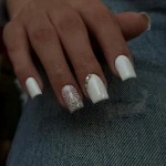 تصویر خدمات تخصصی و آموزش کاشت ناخن ریحانه