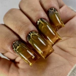  سالن کاشت ناخن محبوبه کیانی