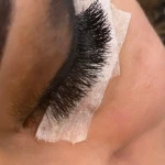 تصویر کاشت مژه موقت و دائم سانی
