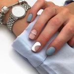 خدمات تخصصی و آموزش ناخن هانی