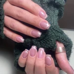 تصویر خدمات تخصصی کاشت ناخن مژگان