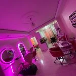 لوگوی سالن زیبایی vip نورماه (ویدا یوسفی)