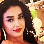 مرکز تخصصی کاشت ناخن و میکروبلید مریم
