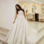 مزون و خیاطی لباس عروس آمور